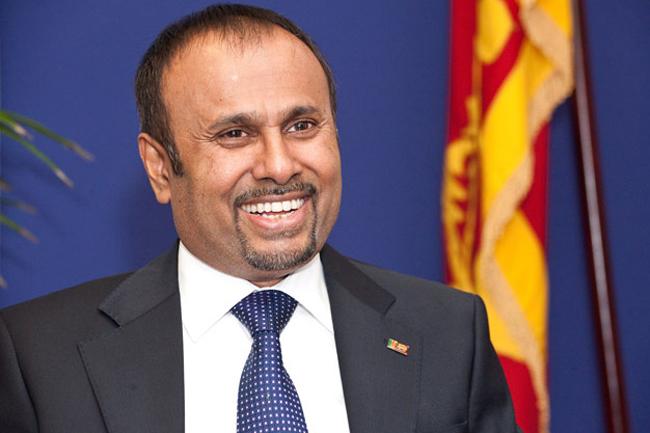 CID questions fmr Ambassador Udayanga Weeratunga