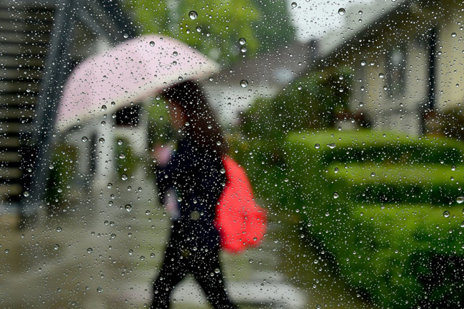 Showers expected in three provinces today