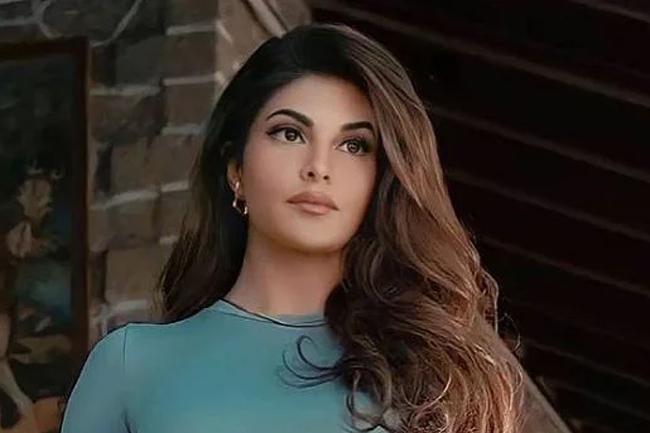 Jacqueline Fernandez named as accused in Indian extortion case
