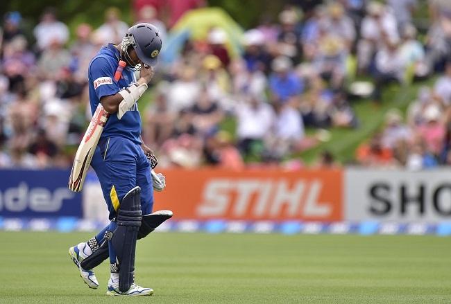Karunaratne out of World Cup with broken finger