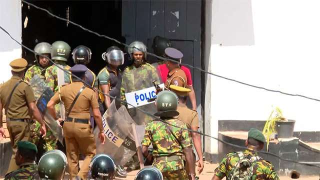 25 killed, 100 injured in today's violence at Negombo Prison