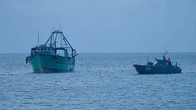 Nine Indian fishermen apprehended for fishing in Sri Lankan waters