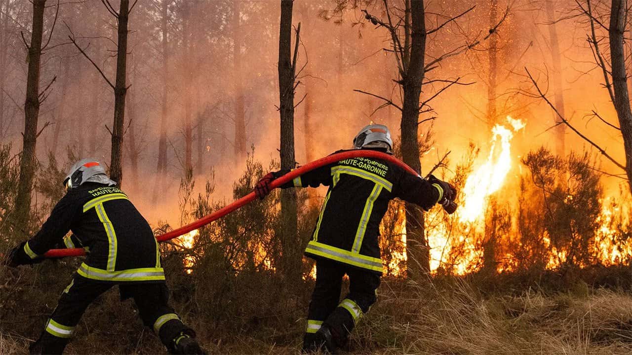 Spain and France brace for new heatwaves as wildfire closes in on Bordeaux
