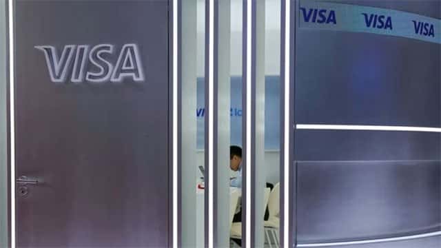 Visa to lay off 7% of staff as efficiency push deepens
