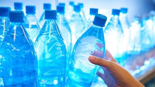 Train canteen operator fined Rs. 500,000 for overpricing bottled water