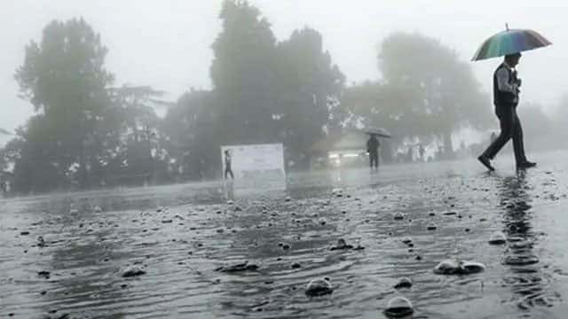 Heavy rainfall of around 100-150 mm expected in several provinces
