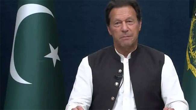 Pakistan deputy speaker blocks no-trust vote against PM Imran Khan