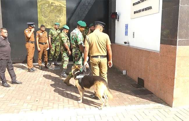 Foreigner’s parcel causes bomb scare at Russian Embassy in Colombo