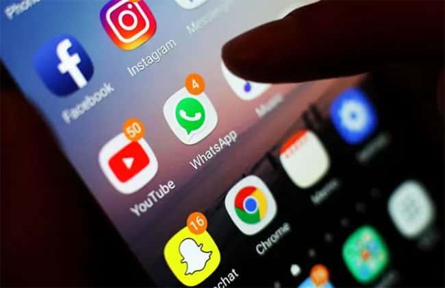 Apple may be forced to allow rival app stores in UK