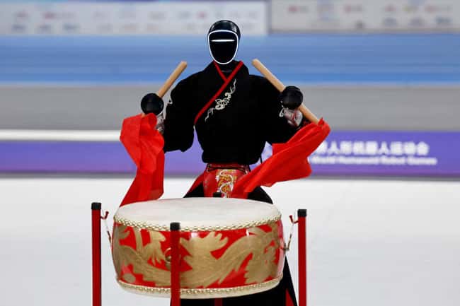 Chinese robot makers ready for Lunar New Year entertainment spotlight