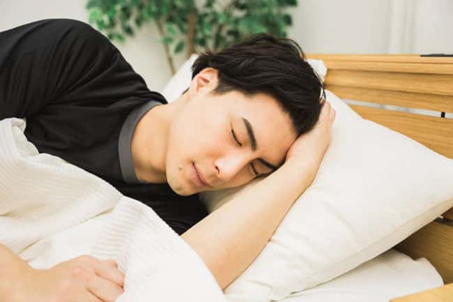 Poor sleep and ‘social jet lag’ hit Japanese economic productivity, study finds