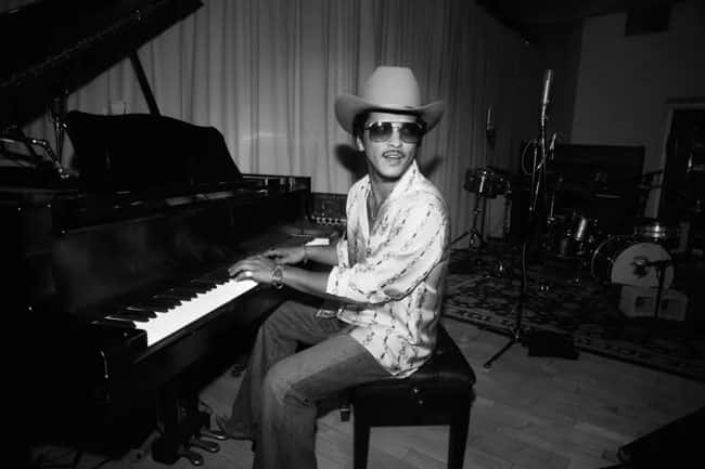 Bruno Mars’ ‘The Romantic’ becomes his first to debut at No. 1 on albums chart