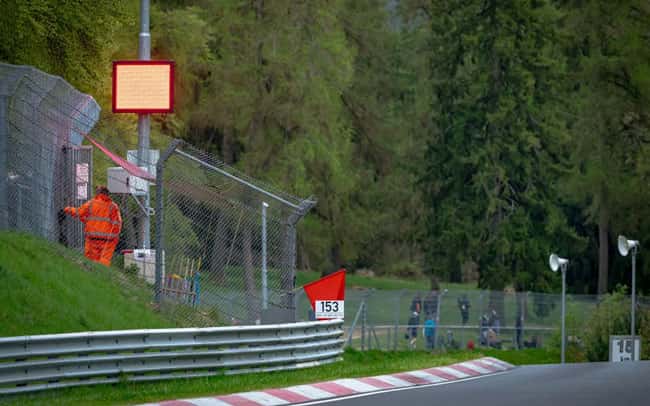 One driver dead, six injured in Nurburgring race crash