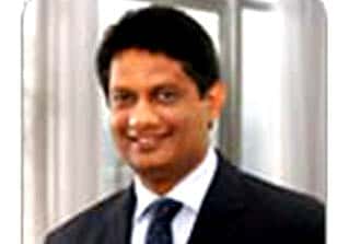 Godahewa moves up at SLIC
