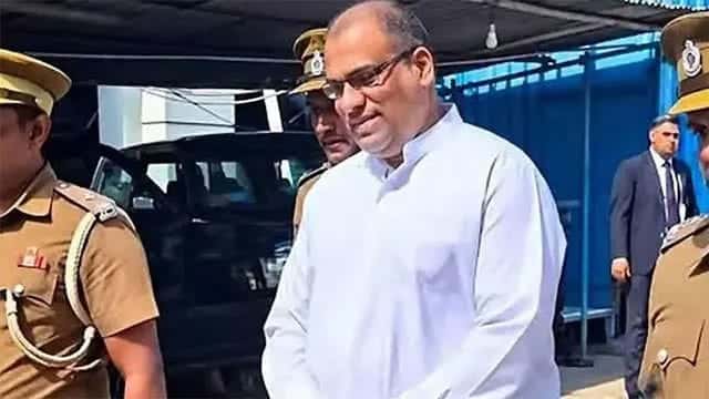 Petitions challenging decision to remove Gnanasara Thero’s monastic robes fixed for consideration