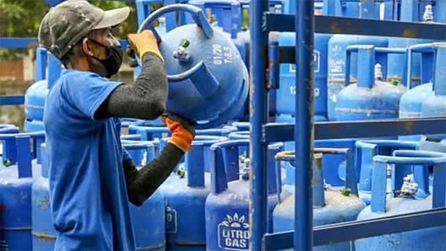 Litro to distribute 350,000 gas cylinders within three days