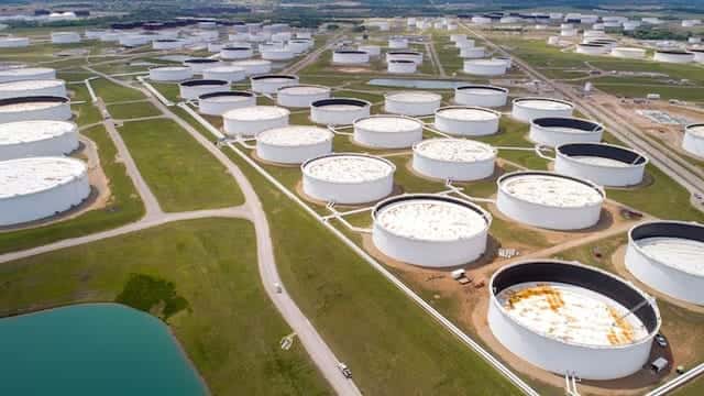 Oil prices jump $3 on Houthi attacks, oil spill, highest settlement since April