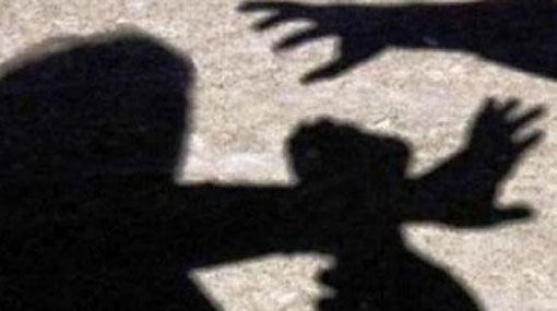 Police hunt suspect who raped 72-year-old woman 