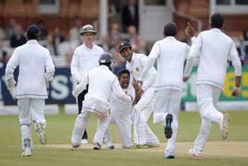 SA wins toss elects to bat