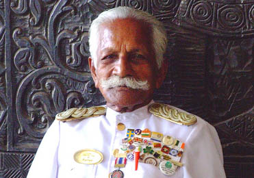 Sri Lankaâ€™s legendary doorman turns 90