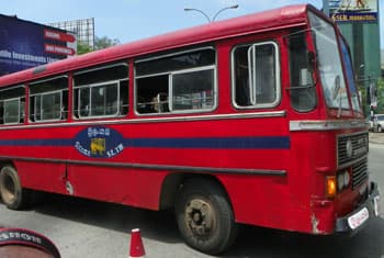 22 person including 10-year-old girl injured in bus collision
