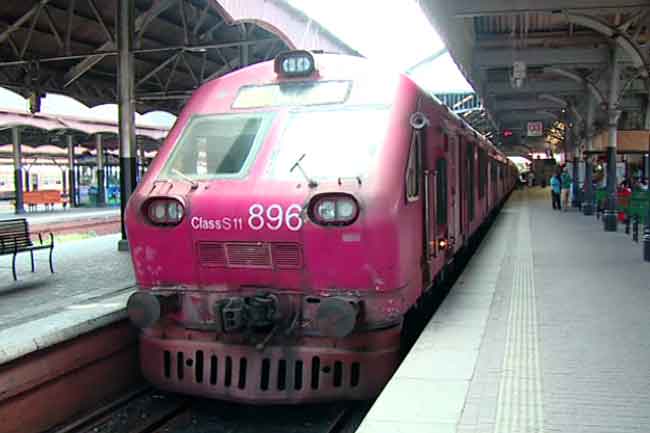 Trains come to a grinding halt as strike continues