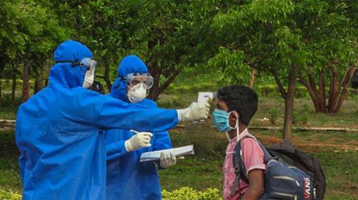 100 returnees from Middle East leave SLAF quarantine center in Palaly