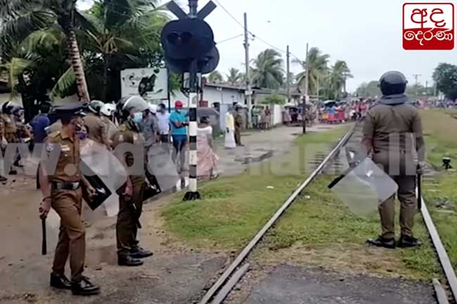 Six arrested for unruly behavior at Angulana police station