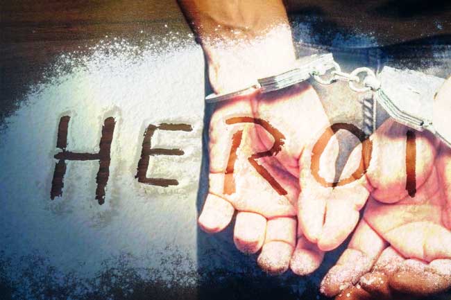 Four arrested with heroin at Soysapura Flats