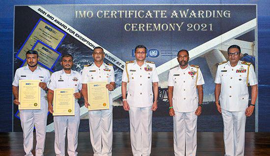 Four SL Navy personnel recognized by IMO for bravery at sea