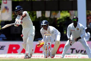 India make 393 in second Sri Lanka Test