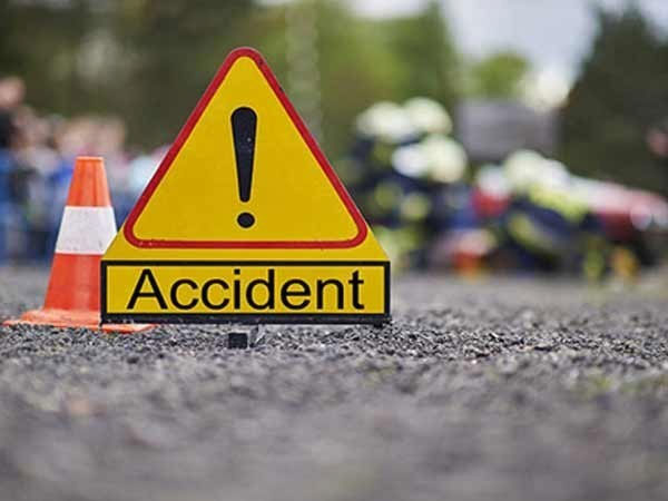 One dead, four injured as van veers off the road and crashes