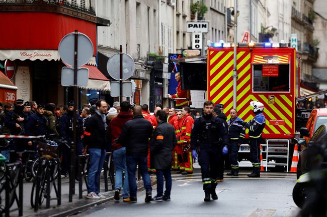 ‘Two dead’ and several wounded in Paris shooting