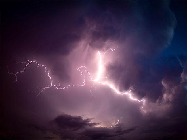 Weather advisory issued for severe lightning