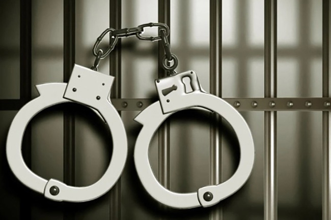 Sooriyawewa PS Secretary arrested for soliciting bribe