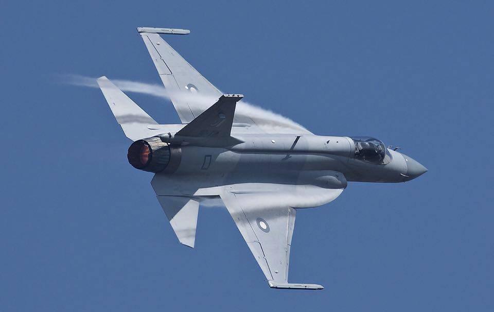 Lanka drops plan to buy fighters from Pak after Indian objects?