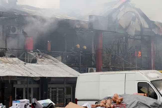 Shop fire in China’s Jiangxi province kills 39, traps others