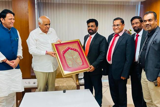 Anura Kumara meets Chief Minister of Gujarat
