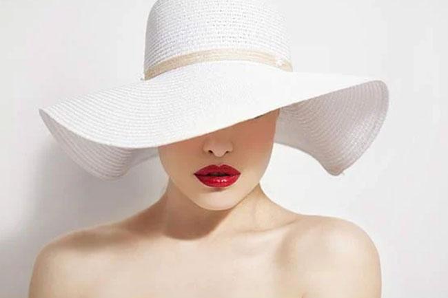 North Korea impose nationwide ban on red lipstick