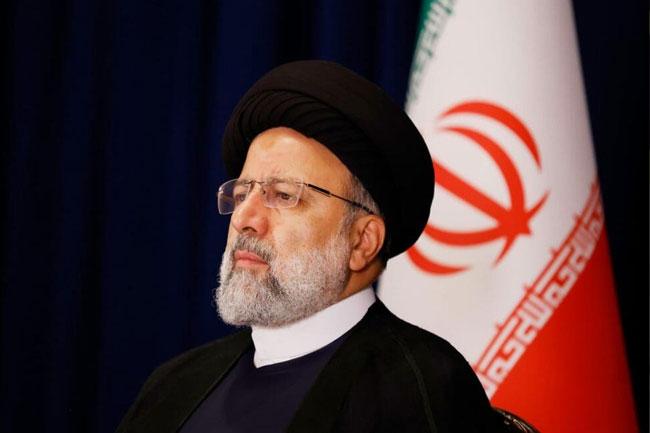 Iranian President and FM’s lives ‘at risk’ following helicopter crash - official