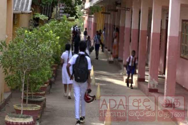 School teachers and principals report ‘sick’