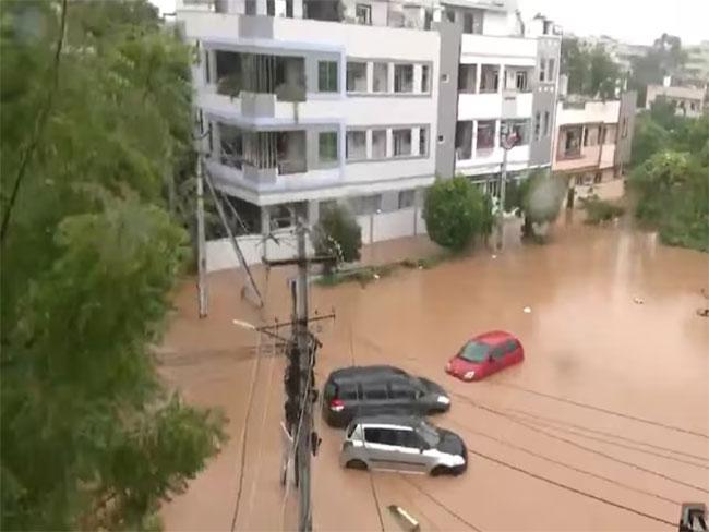 20 dead as heavy rains pound India; over 140 trains cancelled