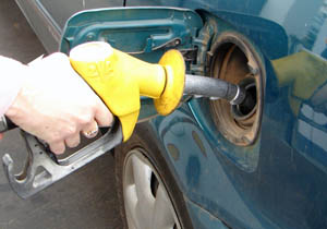 Fuel prices down in Jaffna