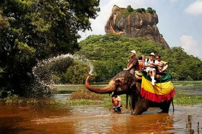 Sri Lanka’s tourism earnings surge to $400 million in January 2025