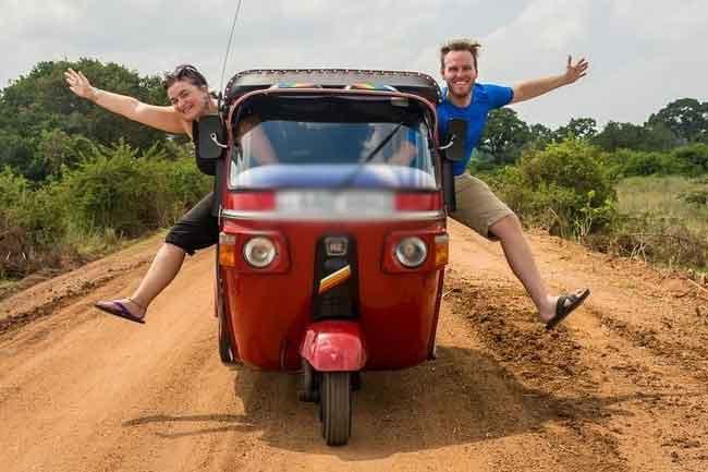 Sri Lanka Police issue directives for owners providing tuk-tuks to foreign tourists
