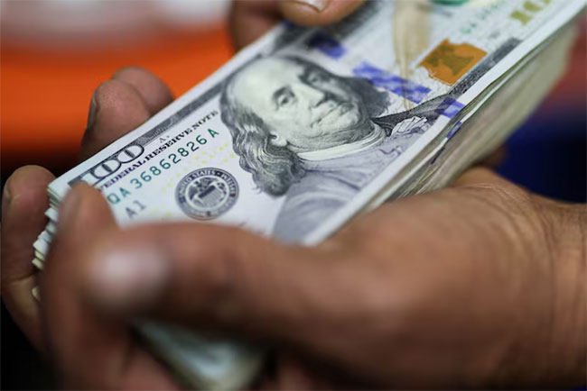 US Dollar under pressure following Trump’s latest tariff