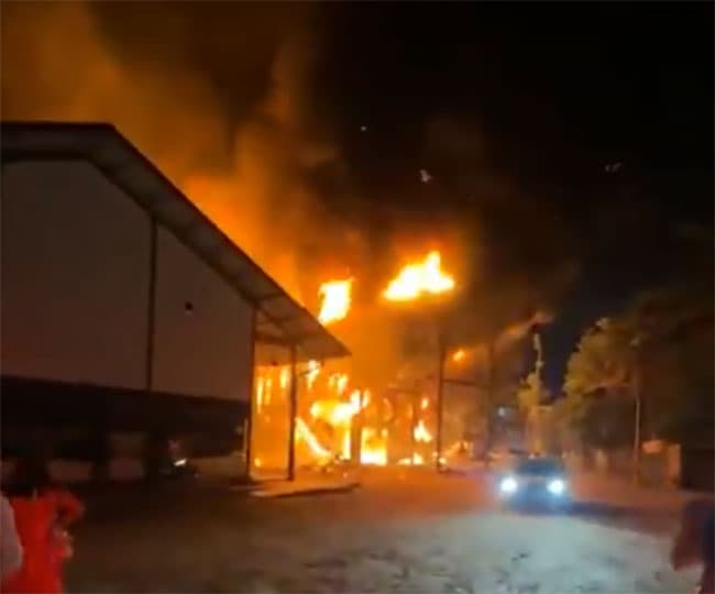 Fire breaks out at entertainment venue in Rajagiriya 