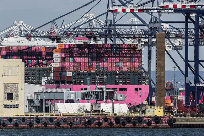 US starts collecting Trump’s new 10% tariff