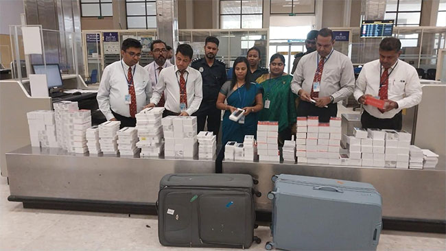Mobile phones and tablets worth Rs. 30M seized at BIA