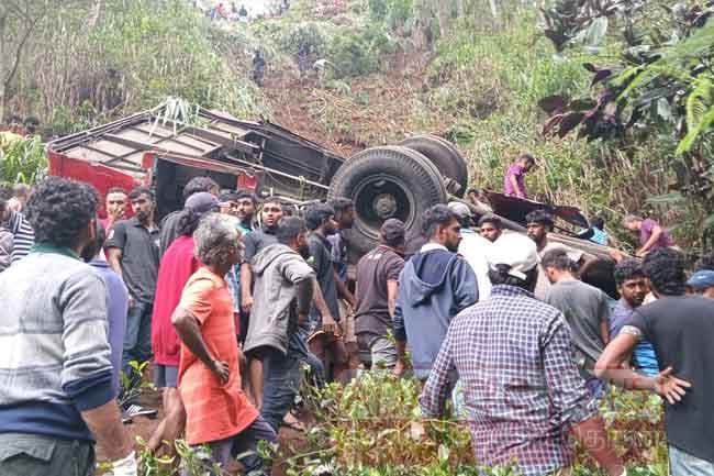 16 dead, 35 injured in Gerandi Ella bus accident